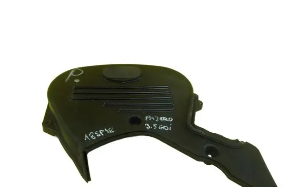 Mitsubishi Pajero Timing chain cover MD367340