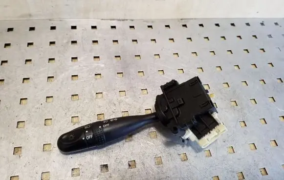 Toyota RAV 4 (XA20) Indicator stalk 173648
