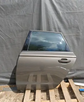 Audi A6 C7 Front door