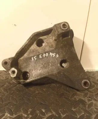 BMW X5 E70 A/C compressor mount bracket 64557799863 59280110