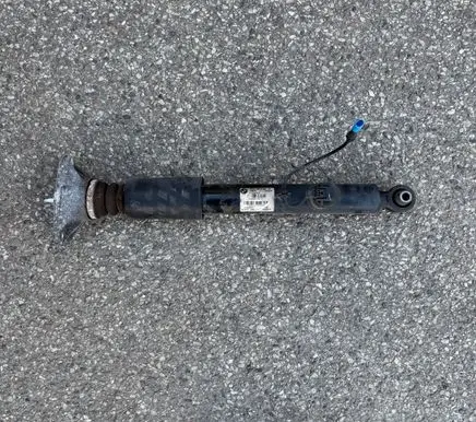 BMW 4 F32 F33 Rear shock absorber/damper 6864761 6862725