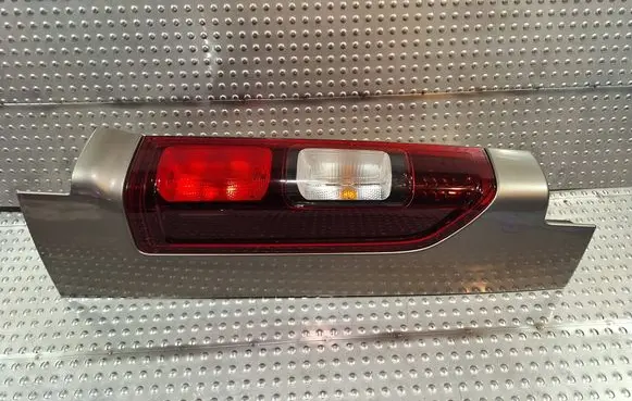 Opel Vivaro Rear/tail lights S25053774 93450971