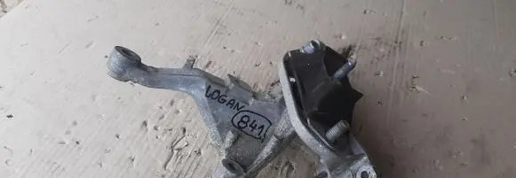 Dacia Logan I Gearbox mounting bracket 112224729R