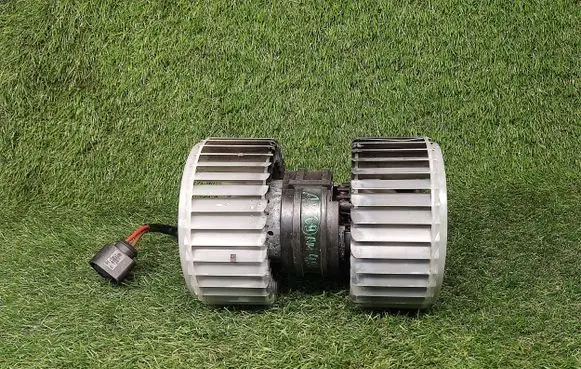 Audi A8 S8 D3 4E Heater fan/blower 0130111047 MF0160700661