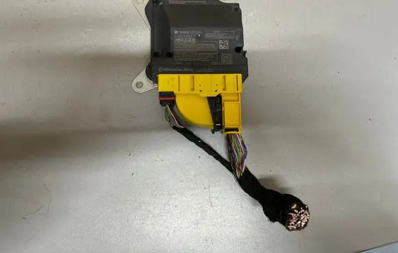 Mercedes-Benz EQA Airbag control unit/module A1779002510 0285020212