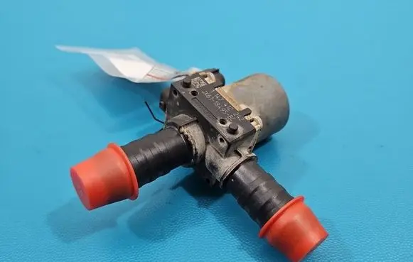 Ford Focus Coolant heater control valve JX6118495BC IMPRK1538414