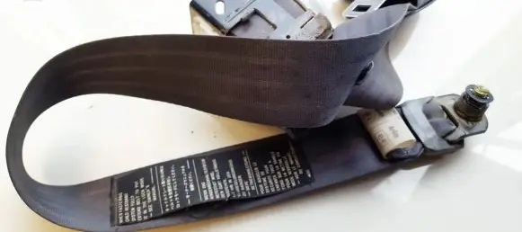 Mitsubishi Space Wagon Rear seatbelt NSB053FR15 E40428141