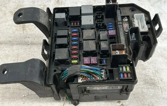 KIA Sorento Fuse box set 912802P050 0911110858
