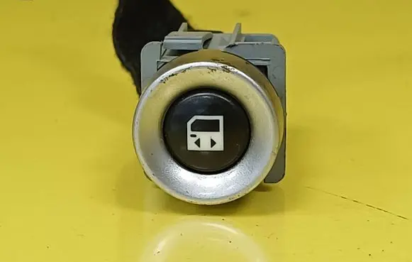 Peugeot 807 Electric sliding door switch 