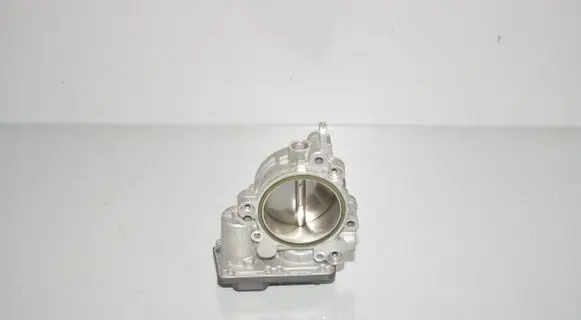 BMW 5 G30 G31 Throttle valve 8623324 13548623324