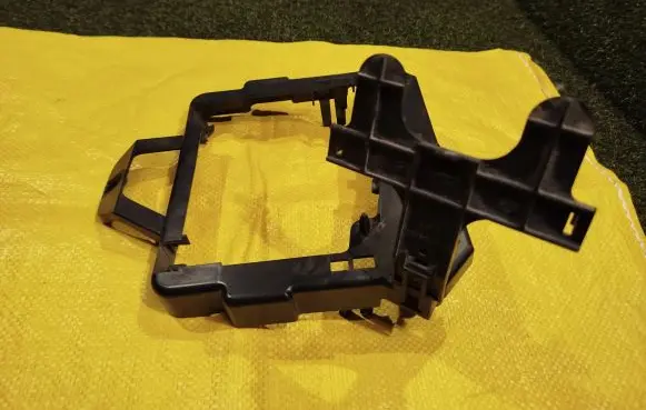 Volkswagen Crafter Other engine bay part A9065451740 A9065452240