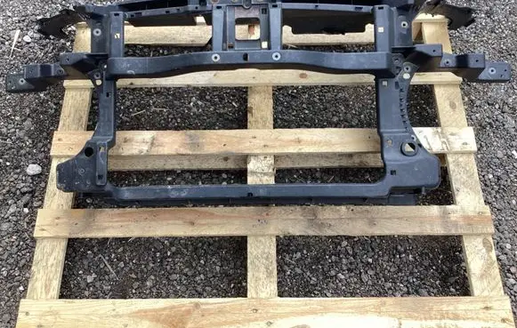 Volkswagen PASSAT B6 Radiator support slam panel 3C0010409J R134A 3C0805504D