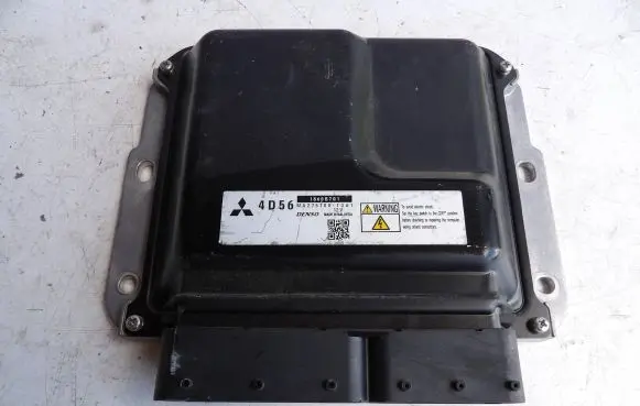 Mitsubishi L200 Engine control unit/module 1860B701 MA2757001361