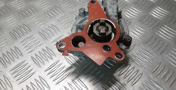 Nissan Navara D23 Vacuum pump 146508418R