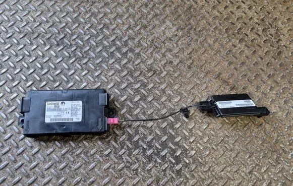 Dodge Challenger Alarm control unit/module 68441616AA P68441616AA 68186558AB