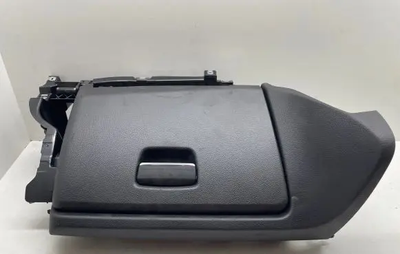 BMW 1 E81 E87 Glove box 6982681 20080825