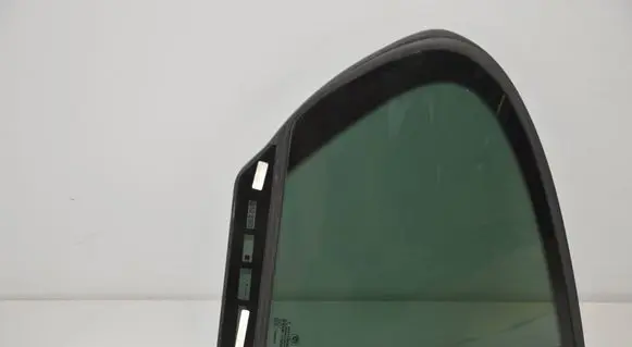 BMW 7 G11 G12 Rear vent window glass 7373892 7336042 7373896