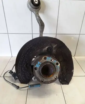 BMW X1 E84 Front wheel hub spindle knuckle