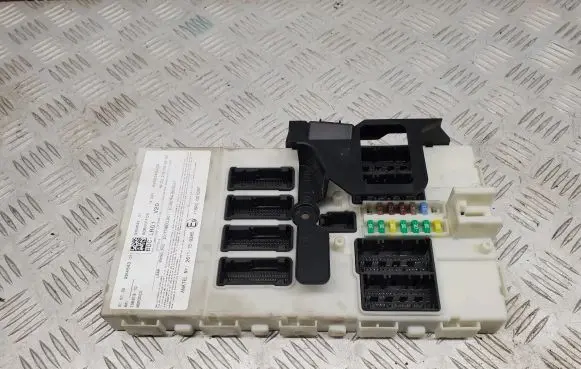 BMW X5 F15 Central body control module 9364643