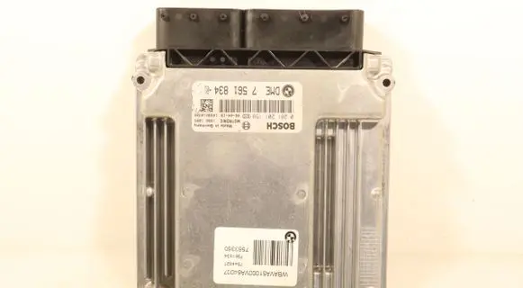 BMW 3 E90 E91 Engine control unit/module ECU 756183401