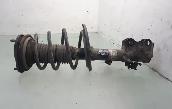 Toyota Avensis T270 Front shock absorber with coil spring