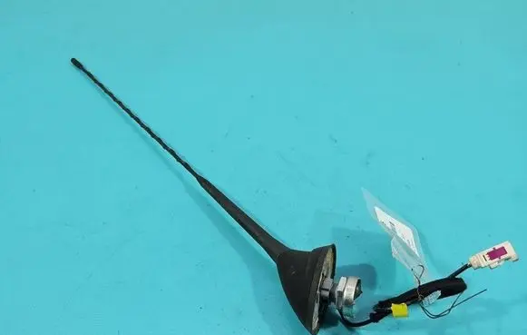 Peugeot 208 I Radio antenna 9674768980 IMPRK1551615
