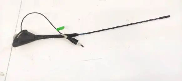 Volkswagen Polo IV 9N3 Aerial GPS antenna
