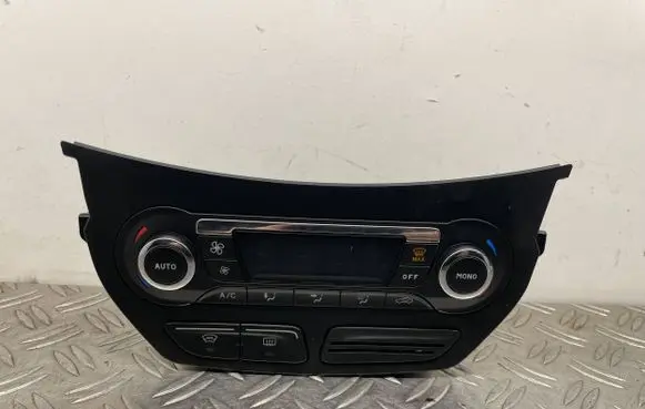 Ford C-MAX II Climate control unit AM5T18C612BE