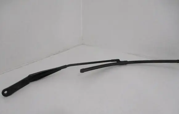 Peugeot 508 Front wiper blade arm 9686437780