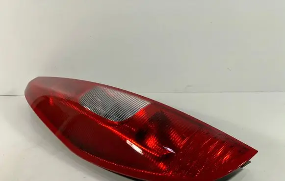 Mitsubishi Colt Rear/tail lights 8330A233