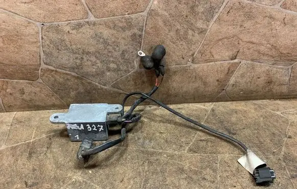 Mercedes-Benz SL R230 Fuel level sensor A2305452732 75002301