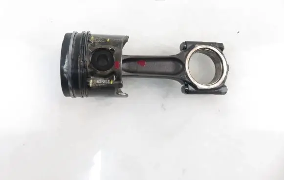 Ford Kuga I Piston with connecting rod 085190 HS2RI