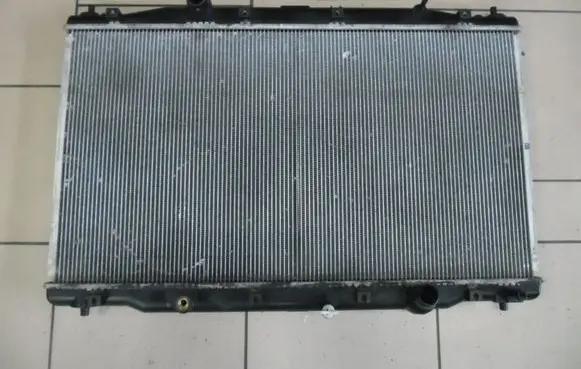 Honda CR-V Coolant radiator 19010R06E01
