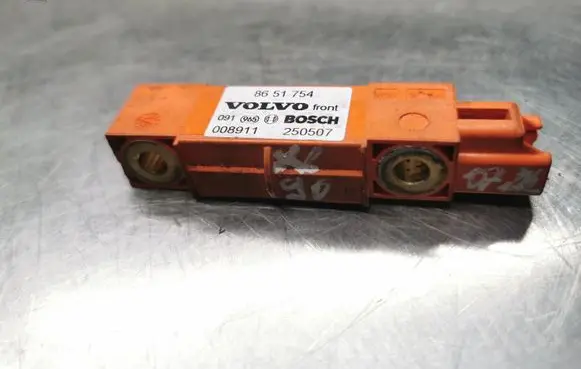 Volvo XC90 Airbag deployment crash/impact sensor 8651754