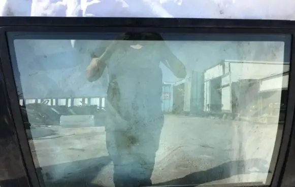 Peugeot 806 Rear door window glass
