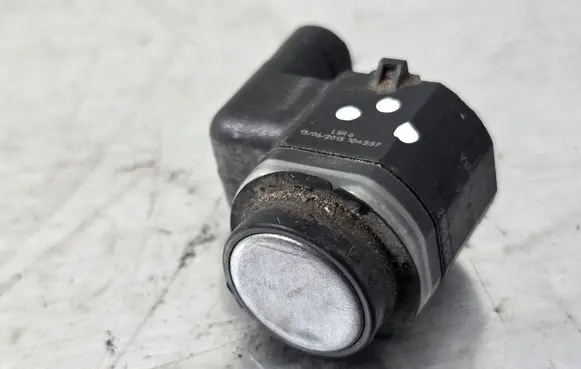 BMW 6 F06 Gran coupe Parking PDC sensor 9270497 304511 2106131754