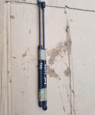 Ford Focus Tailgate strut 