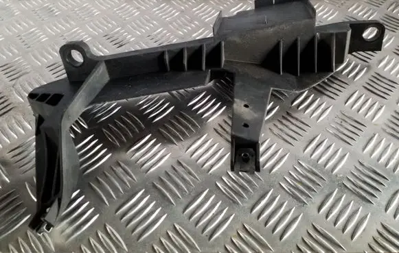 BMW X3 E83 Headlight/headlamp mounting bracket 1301073025