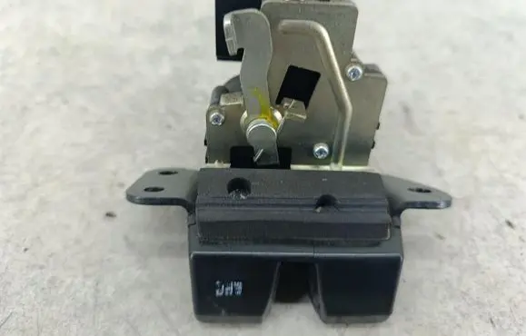 KIA Ceed Tailgate lock latch 