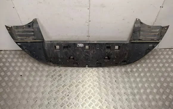 Peugeot 308 Front bumper skid plate/under tray 9677363680 33913 C06396091
