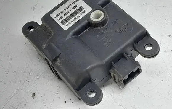 SsangYong Korando Air flap motor/actuator 45261600 C200L0825