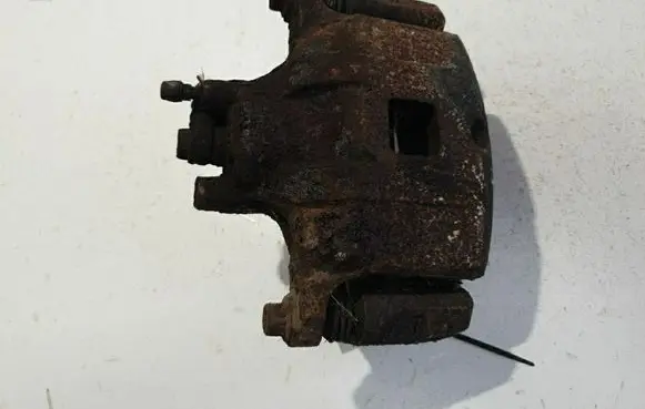 Mitsubishi ASX Front brake caliper