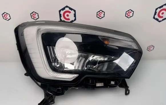 Renault Master III Headlight/headlamp 26015567R