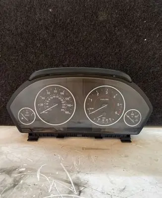 BMW 3 F30 F35 F31 Speedometer (instrument cluster) 2273585