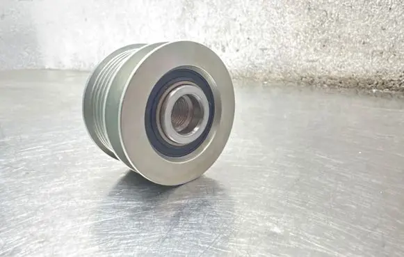 Opel Signum Alternator pulley 535016910 552861 600227116