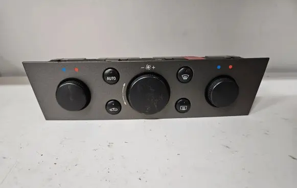 Opel Signum Climate control unit 69560002 13130001 ECC3200