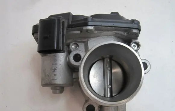 Ford B-MAX Throttle body valve CM5G9F991FC