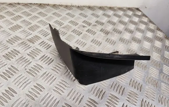 Volkswagen Touran II Rear/tail light trim molding 176408L