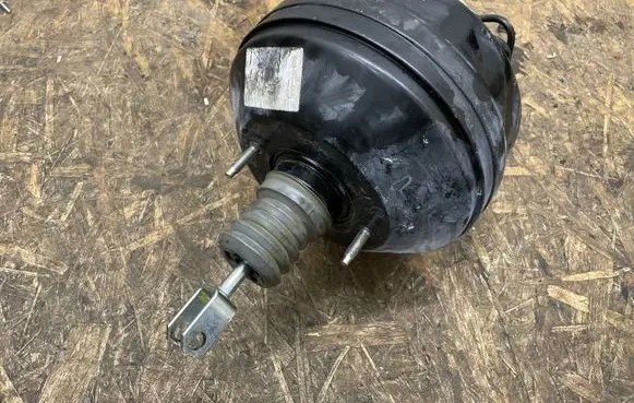 BMW 4 F36 Gran coupe Brake booster 6798422