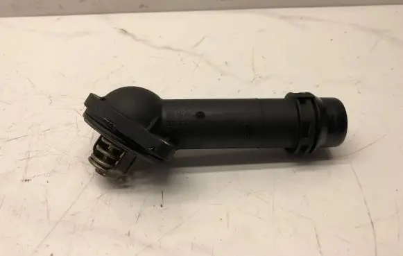 Audi A6 S6 C6 4F Thermostat housing 038121121B 06B121121L